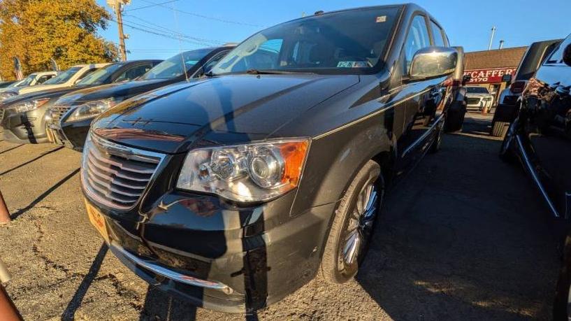 CHRYSLER TOWN AND COUNTRY 2011 2A4RR6DG8BR617284 image